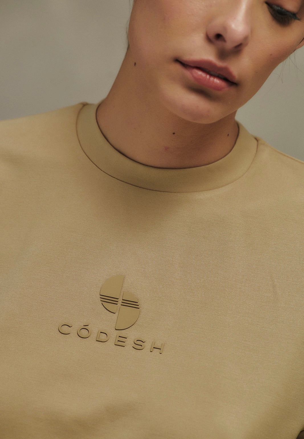 OVERSIZE T-SHIRT