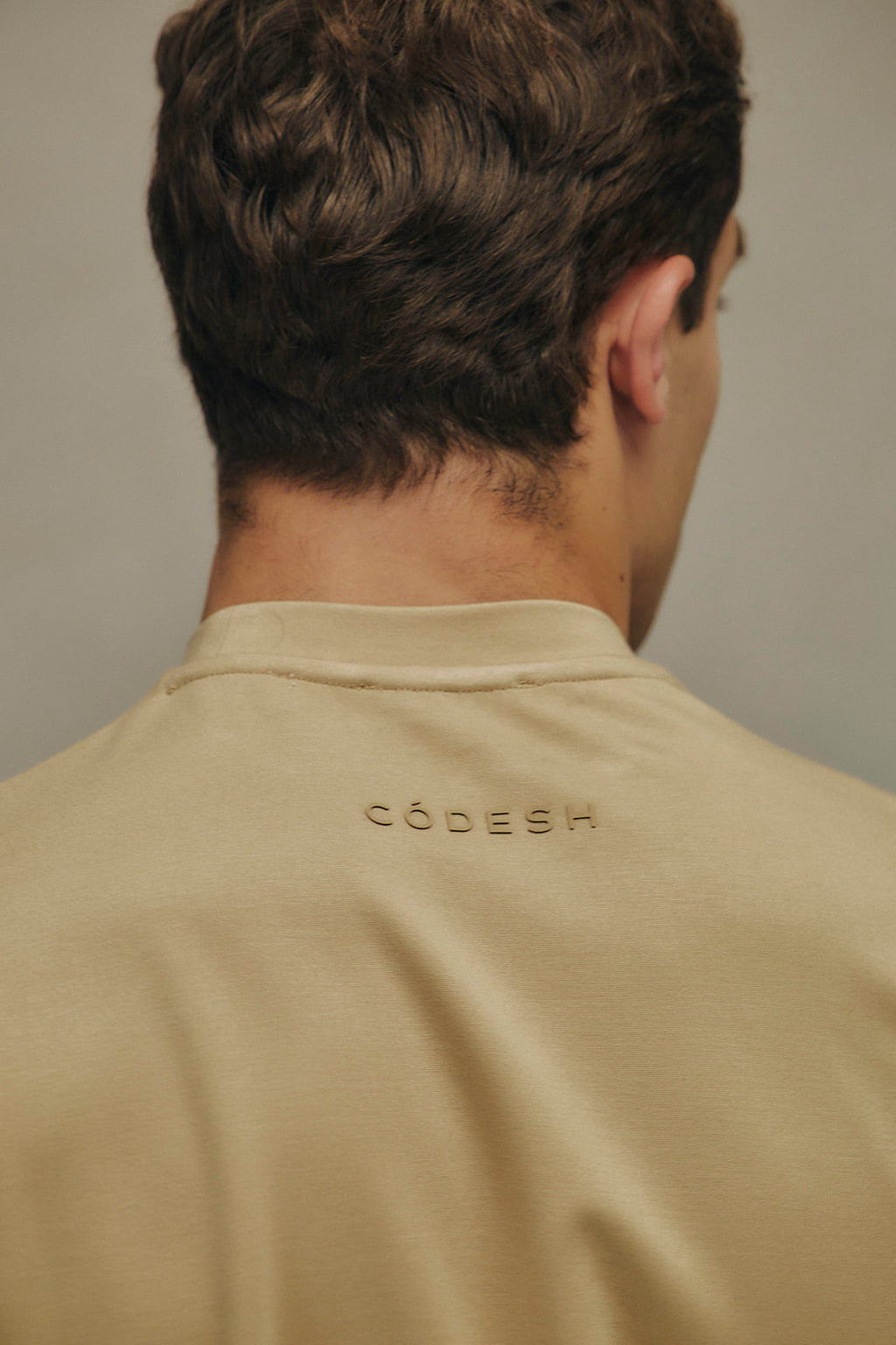 OVERSIZE T-SHIRT