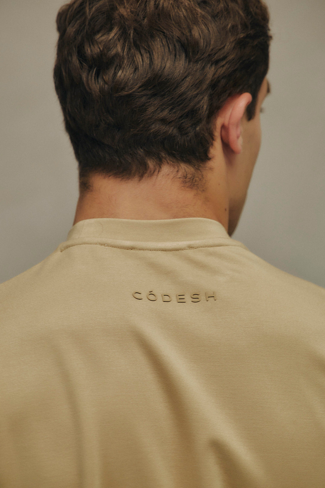 OVERSIZE T-SHIRT
