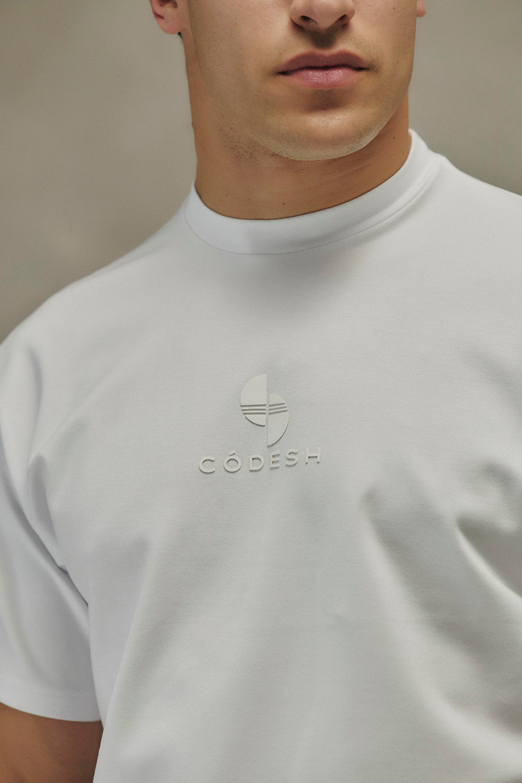 OVERSIZE T-SHIRT