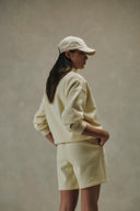 OVERSIZE ZIP-UP SWEATSHIRT AND JOGGER SHORTS