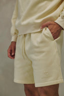 JOGGER CORTO - BEIGE