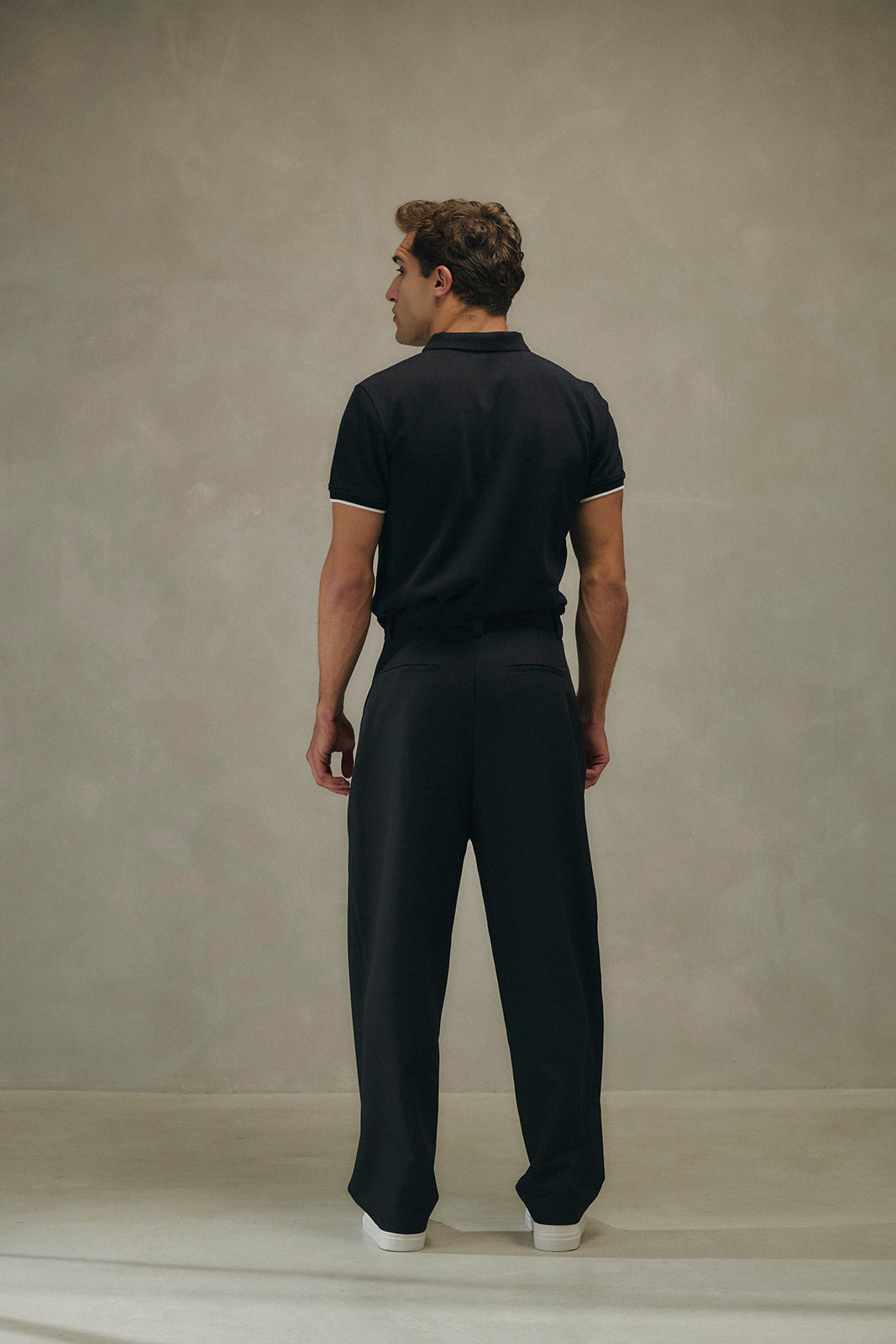 STRAIGHT PANTS